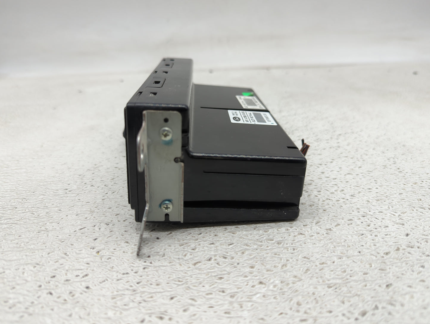 2008 Ford Escape Radio AM FM Cd Player Receiver Replacement P/N:8L8T-19C116-AJ Fits OEM Used Auto Parts - Oemusedautoparts1.