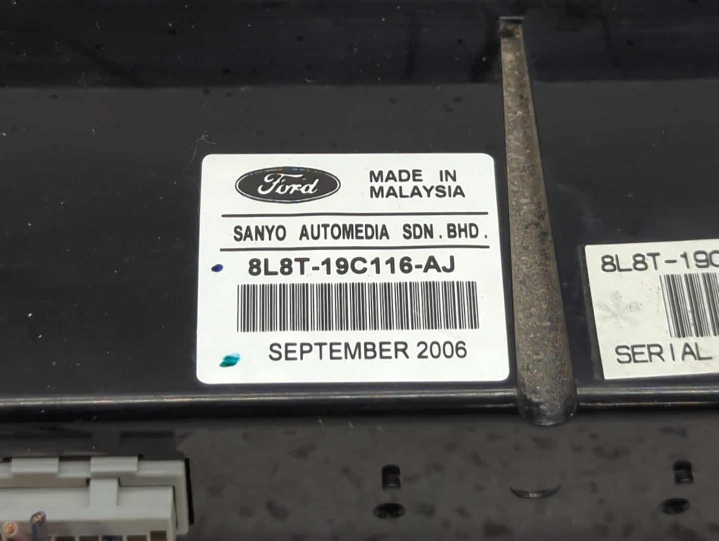 2008 Ford Escape Radio AM FM Cd Player Receiver Replacement P/N:8L8T-19C116-AJ Fits OEM Used Auto Parts - Oemusedautoparts1.