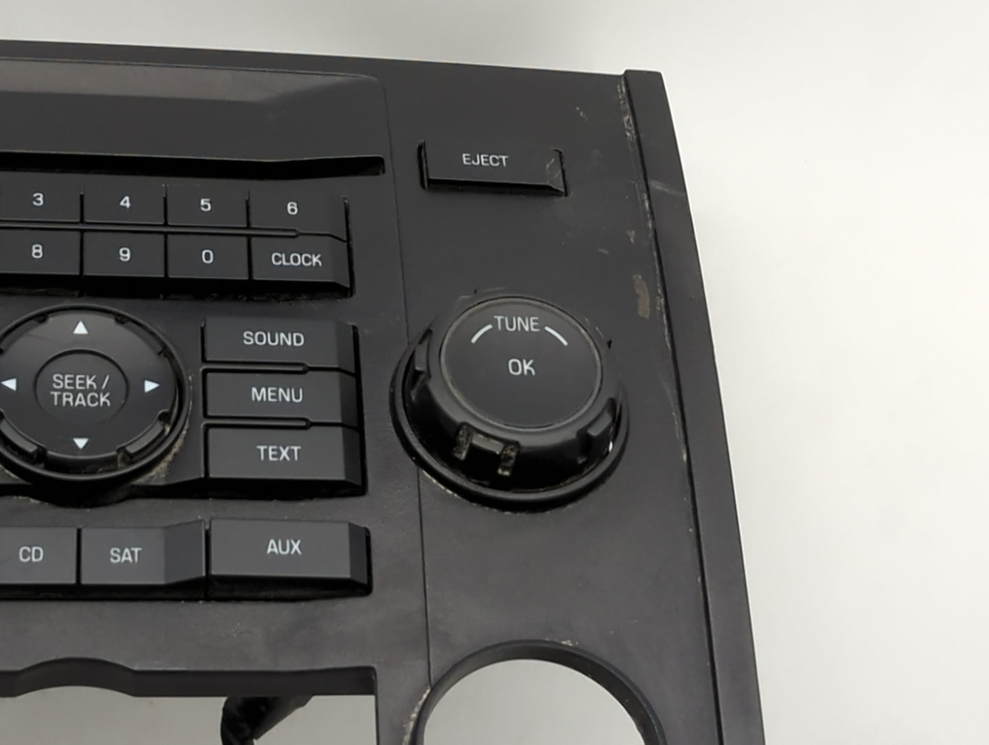 2008-2008 Ford Escape Radio Control Panel - Oemusedautoparts1.com