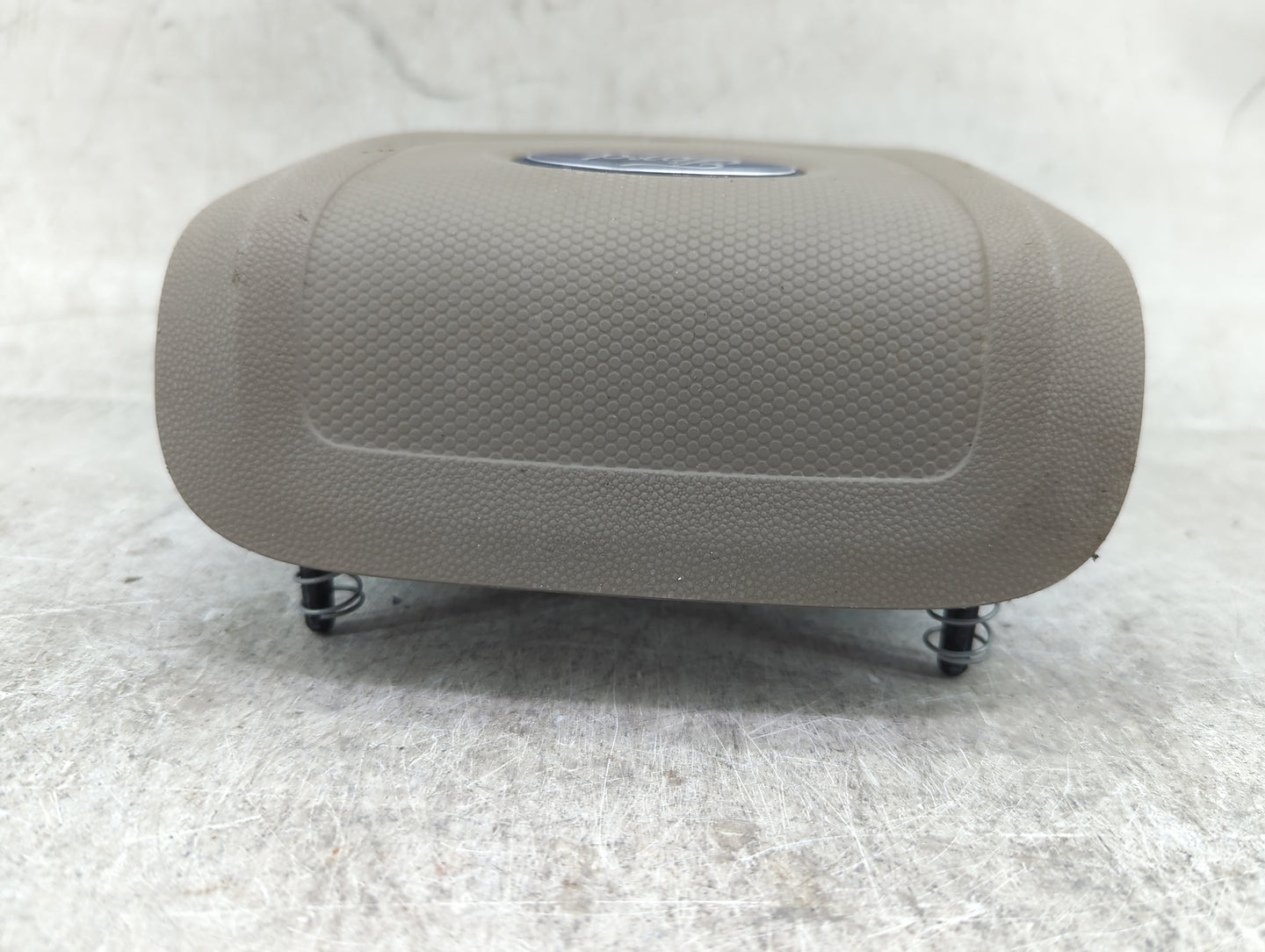 2008 Ford Escape Air Bag Driver Left Steering Wheel Mounted Tan - Oemusedautoparts1.com