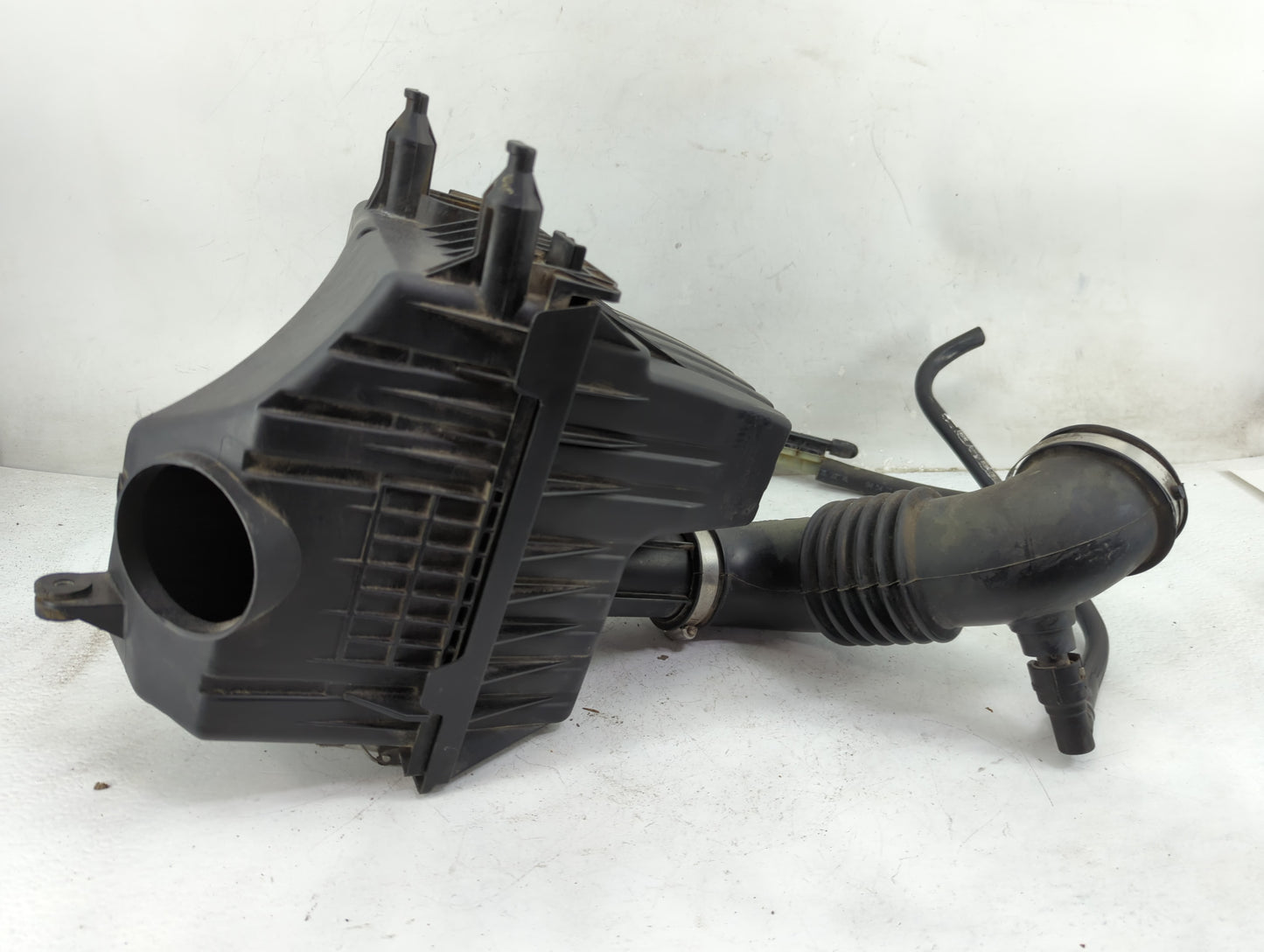 2008-2008 Ford Escape Air Cleaner Intake-duct Hose Tube 1459439 - Oemusedautoparts1.com