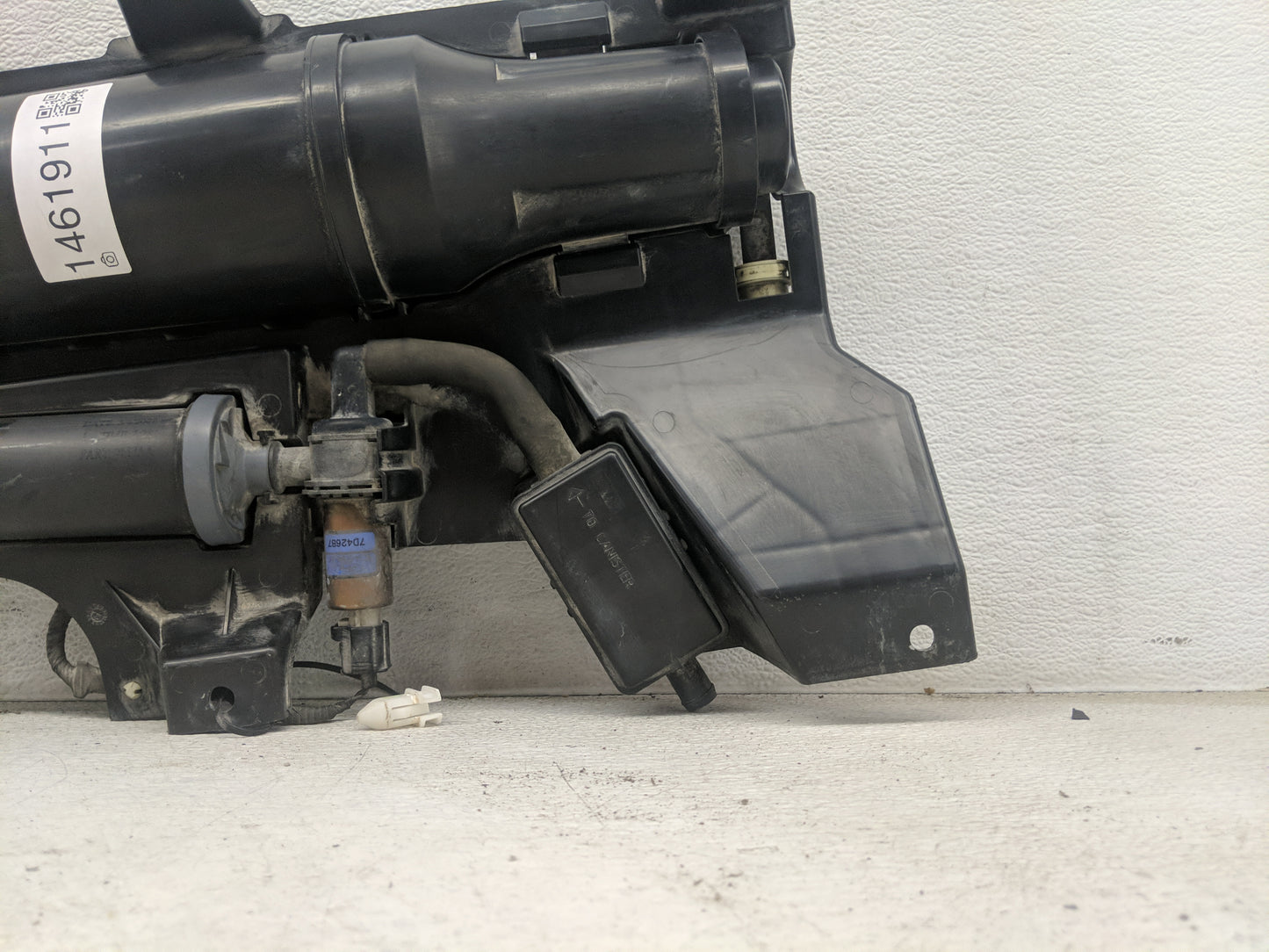 2008 Ford Escape Fuel Vapor Charcoal Canister 1461911 - Oemusedautoparts1.com