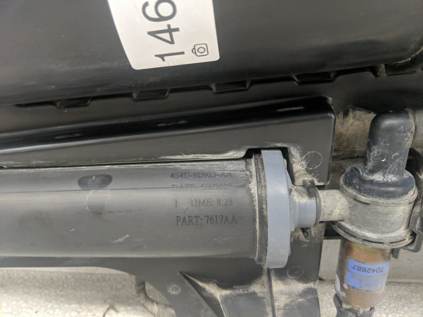 2008 Ford Escape Fuel Vapor Charcoal Canister 1461911 - Oemusedautoparts1.com