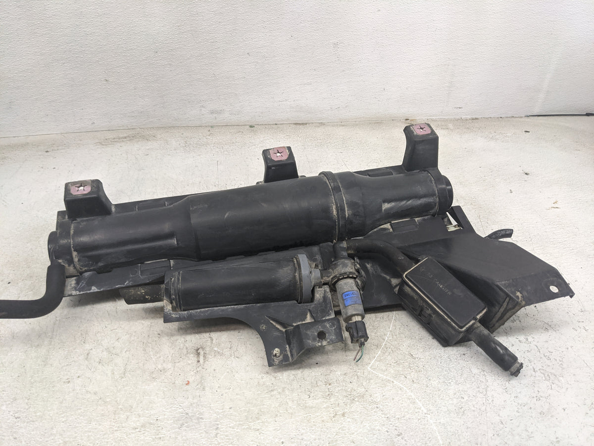 2008 Ford Escape Fuel Vapor Charcoal Canister 1462107 - Oemusedautoparts1.com