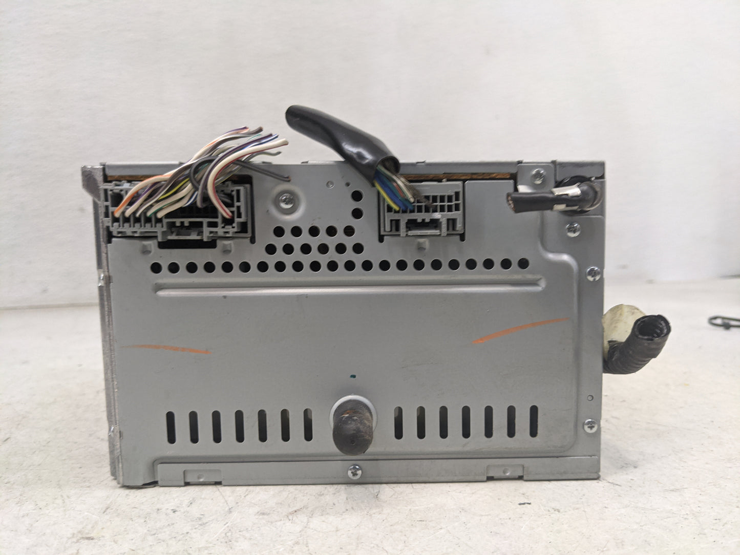 2008 Ford Escape Radio AM FM Cd Player Receiver Replacement P/N:8L8T-19C108-AL Fits OEM Used Auto Parts - Oemusedautoparts1.