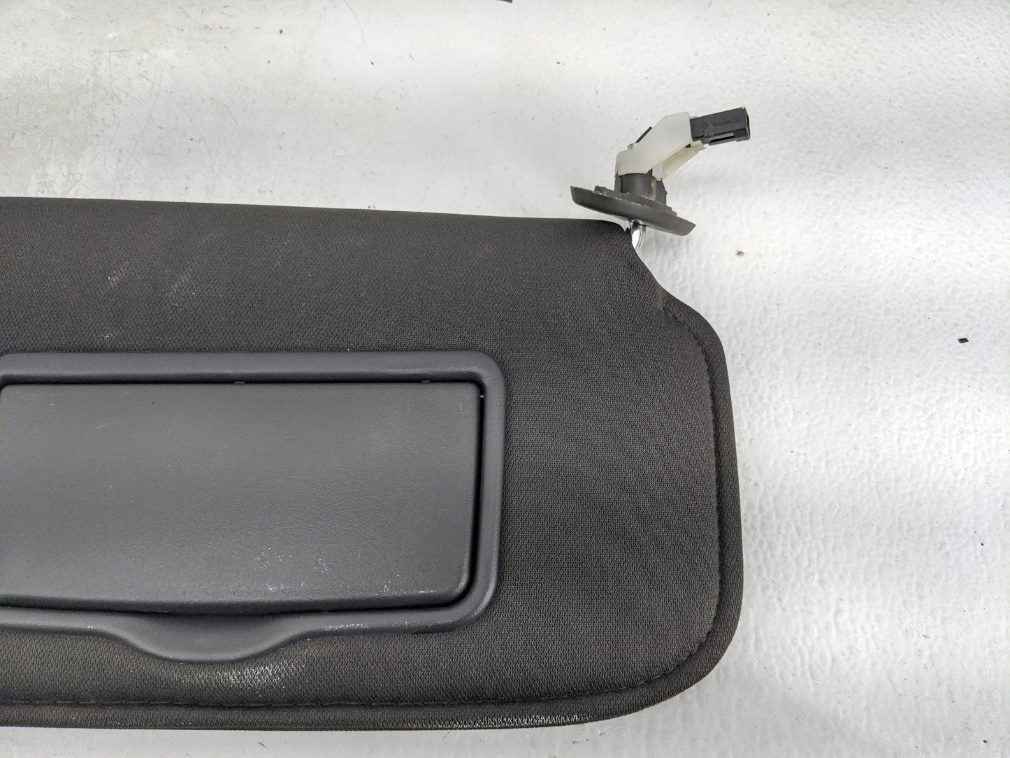 2008-2009 Ford Escape Sun Visor Shade Replacement Passenger Right Mirror Fits Fits 2008 2009 OEM Used Auto Parts - Oemusedau