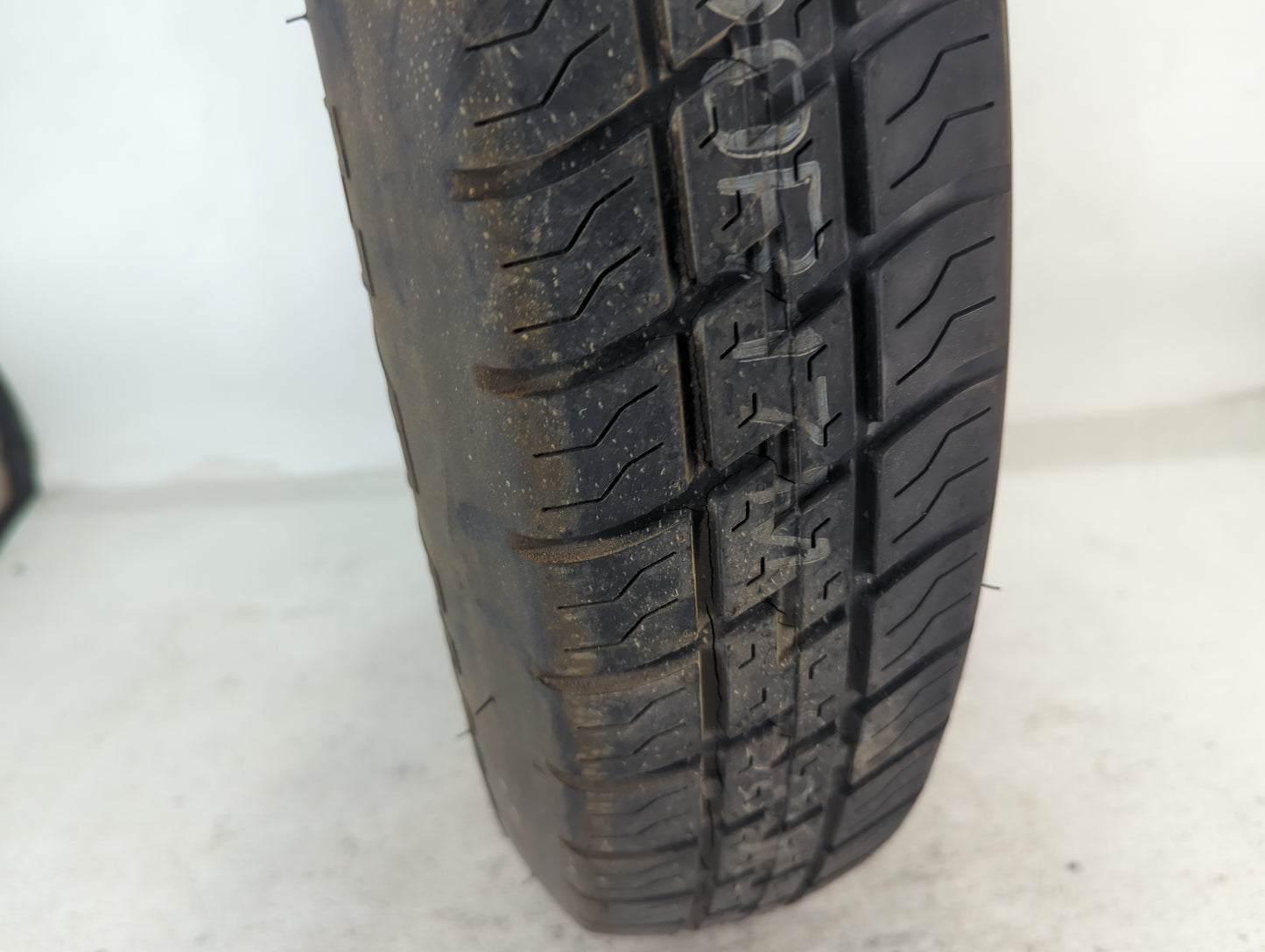 2008 Ford Escape Spare Donut Tire Wheel Rim Oem - Oemusedautoparts1.com