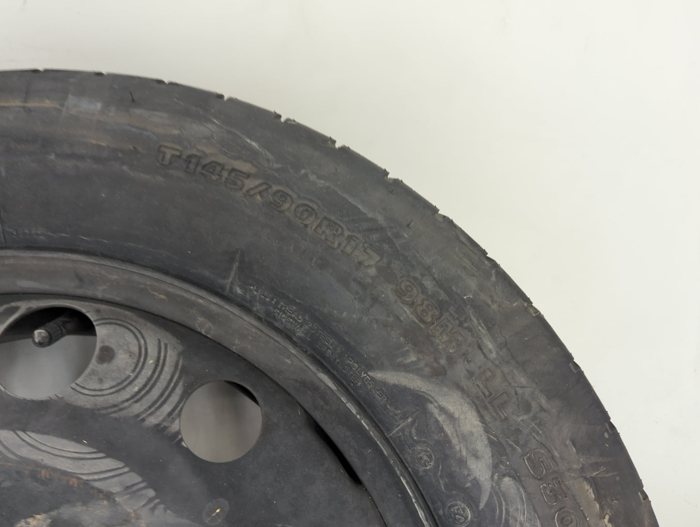 2008 Ford Escape Spare Donut Tire Wheel Rim Oem 1486998 - Oemusedautoparts1.com