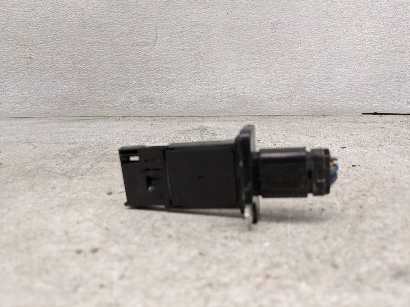 2001-2007 Ford Escape Mass Air Flow Meter Maf 1489648 - Oemusedautoparts1.com