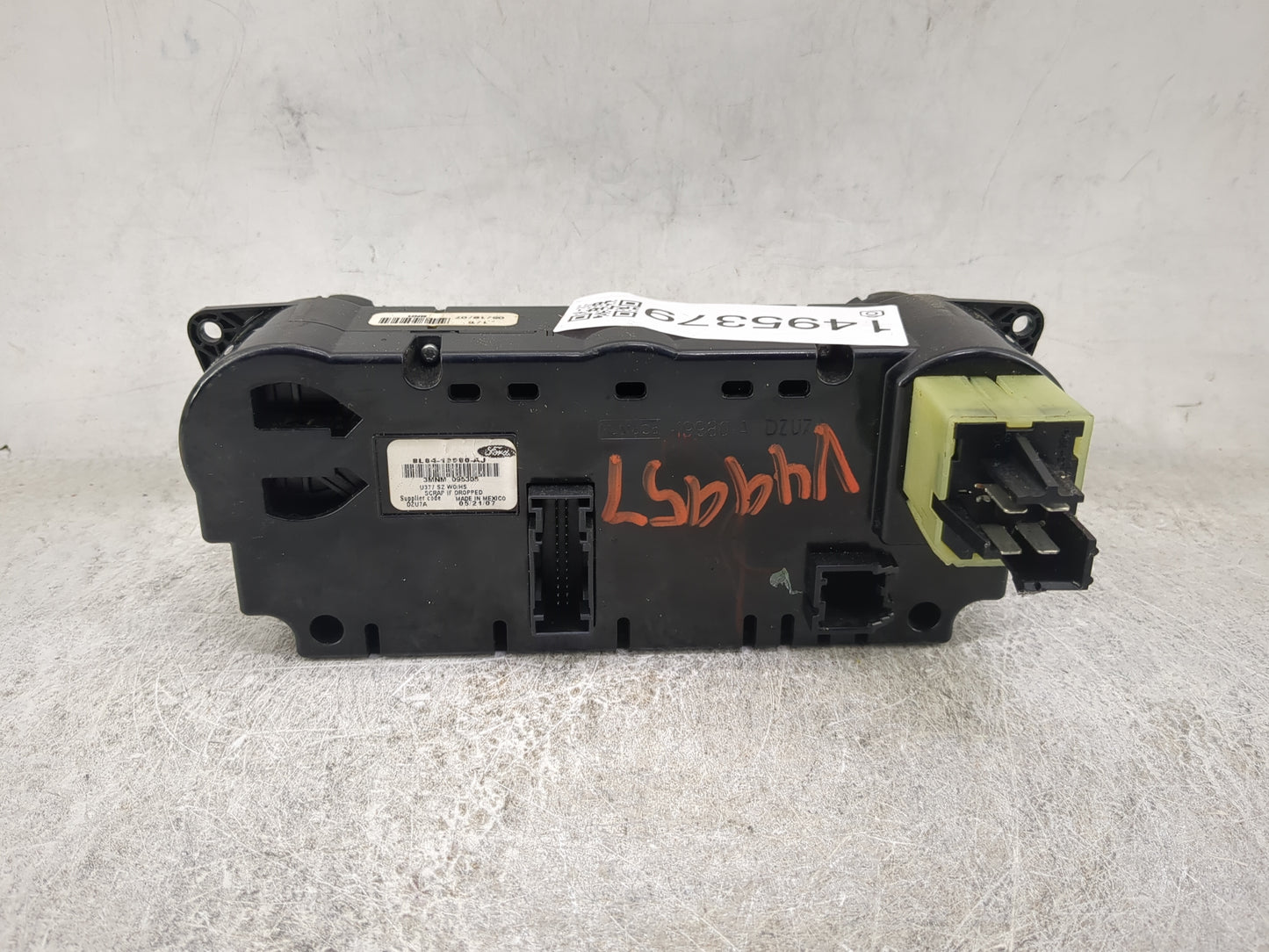 2008 Ford Escape Climate Control Module Temperature AC/Heater Replacement P/N:8L84-19980-AJ Fits OEM Used Auto Parts - Oemus