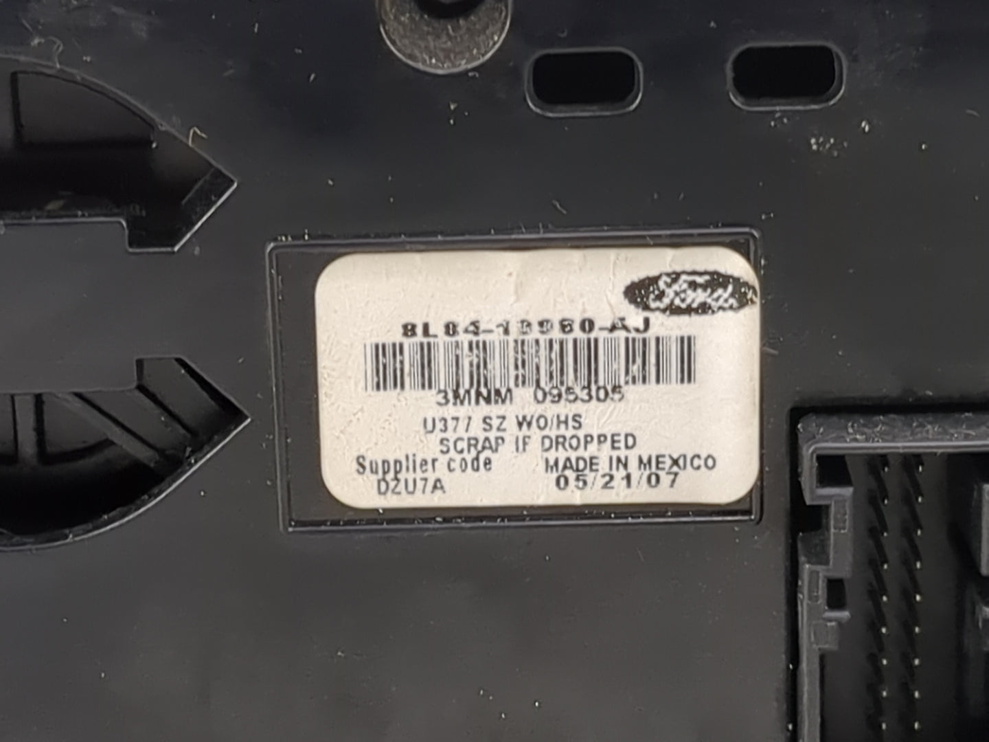2008 Ford Escape Climate Control Module Temperature AC/Heater Replacement P/N:8L84-19980-AJ Fits OEM Used Auto Parts - Oemus