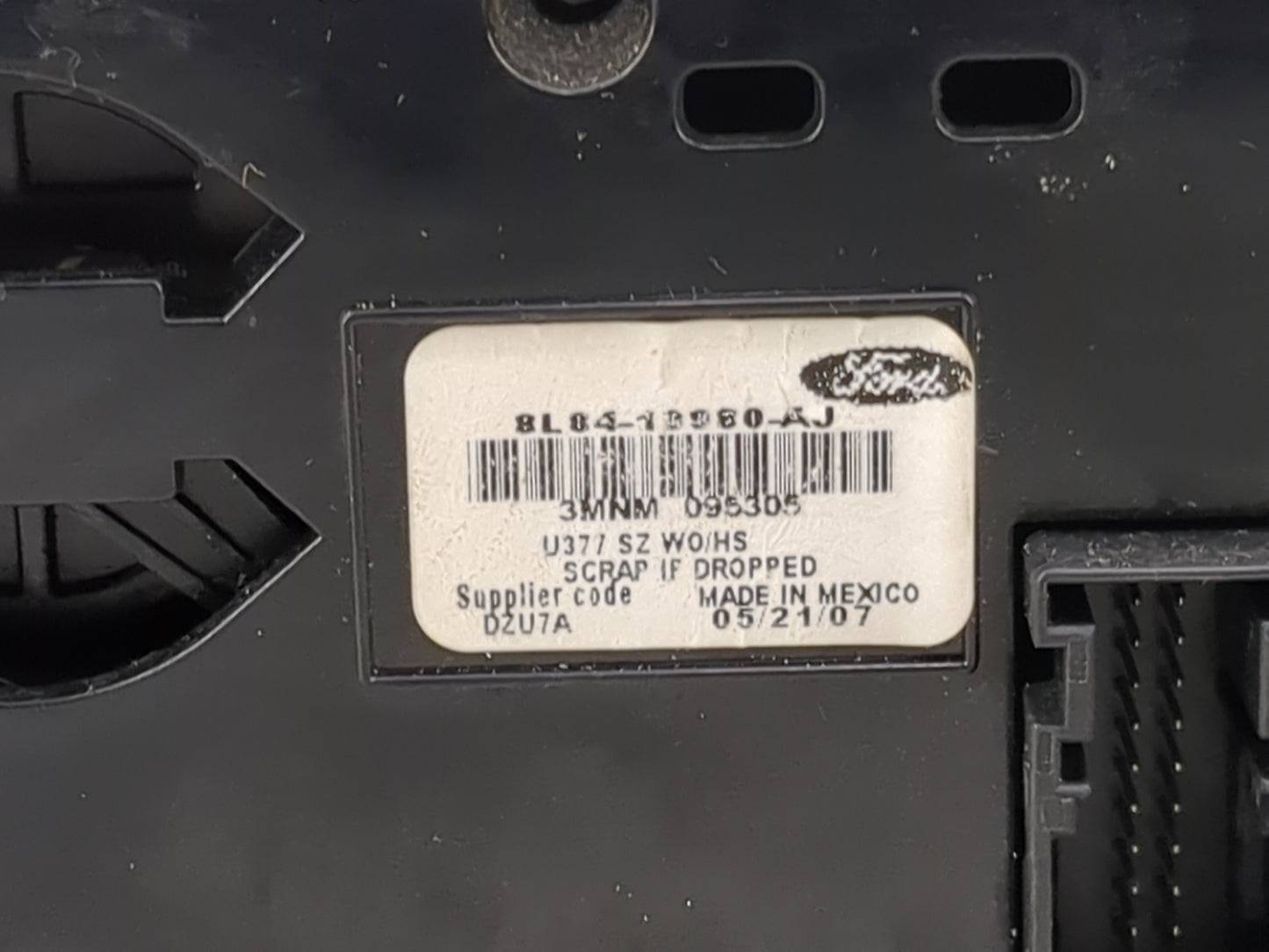 2008 Ford Escape Climate Control Module Temperature AC/Heater Replacement P/N:8L84-19980-AJ Fits OEM Used Auto Parts - Oemus
