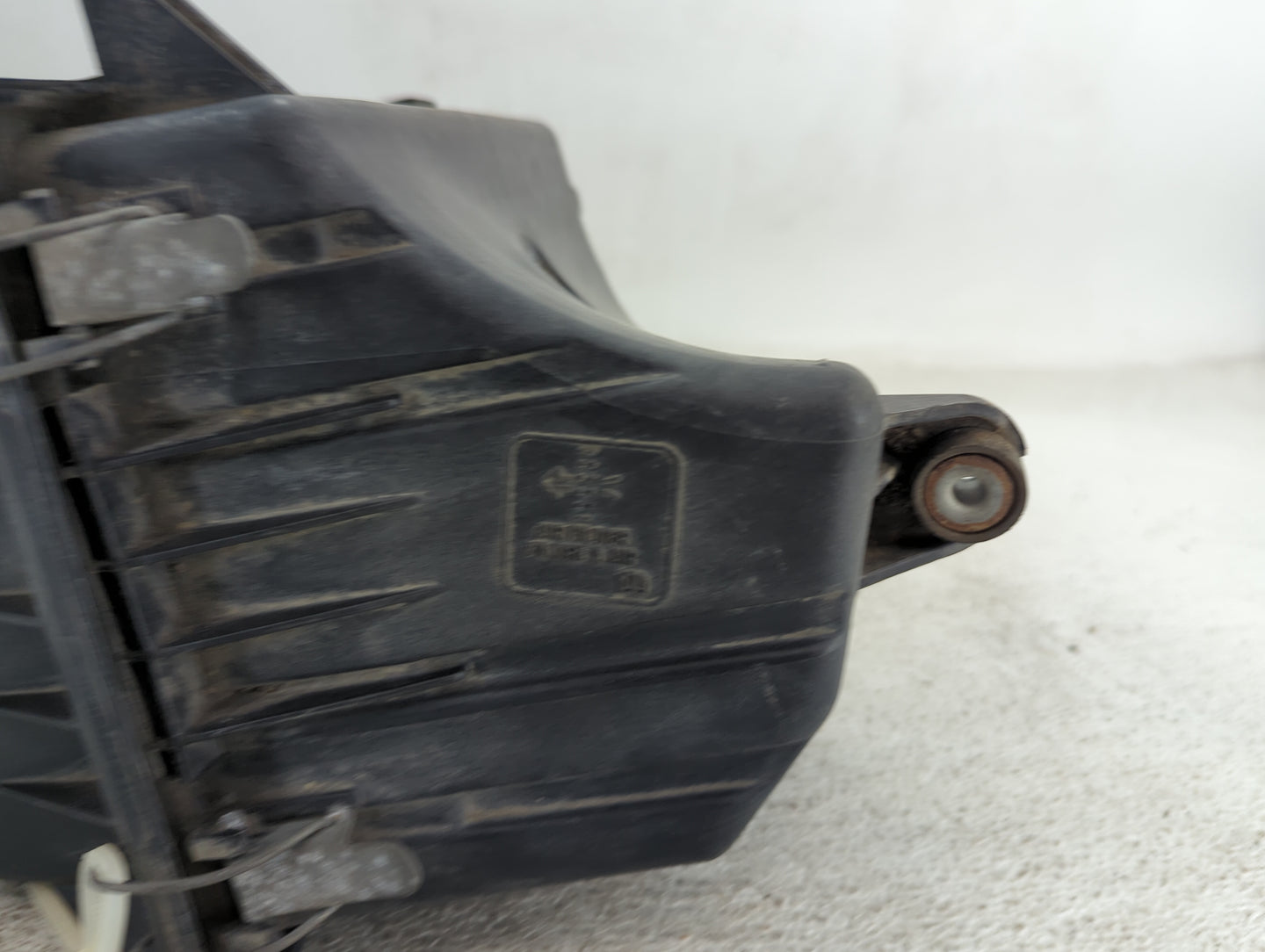 2008-2008 Ford Escape Air Cleaner Intake-duct Hose Tube 1495434 - Oemusedautoparts1.com