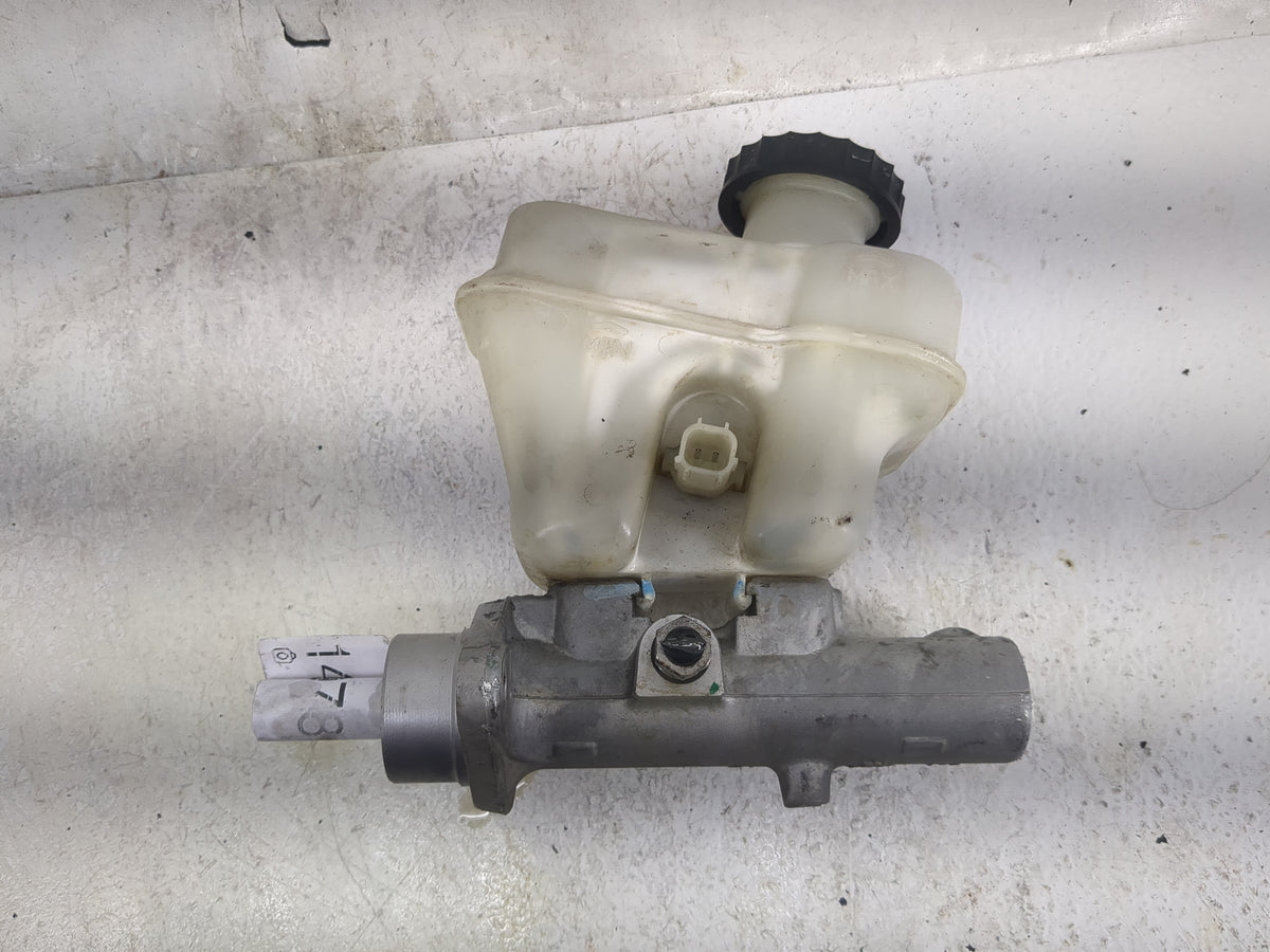 2008-2008 Ford Escape Brake Master Cylinder - Oemusedautoparts1.com