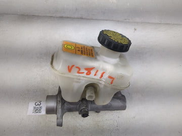 2008-2008 Ford Escape Brake Master Cylinder 1512573
