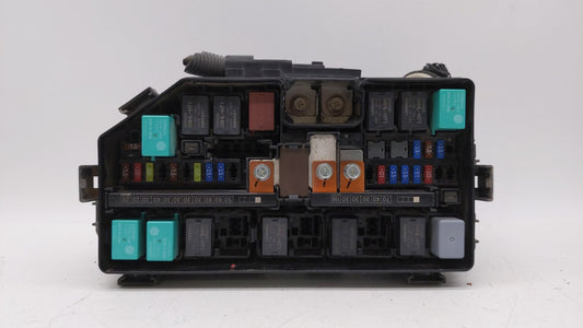 2008 Ford Escape Fusebox Fuse Box Panel Relay Module P/N:8L8T-14A003-BB Fits OEM Used Auto Parts