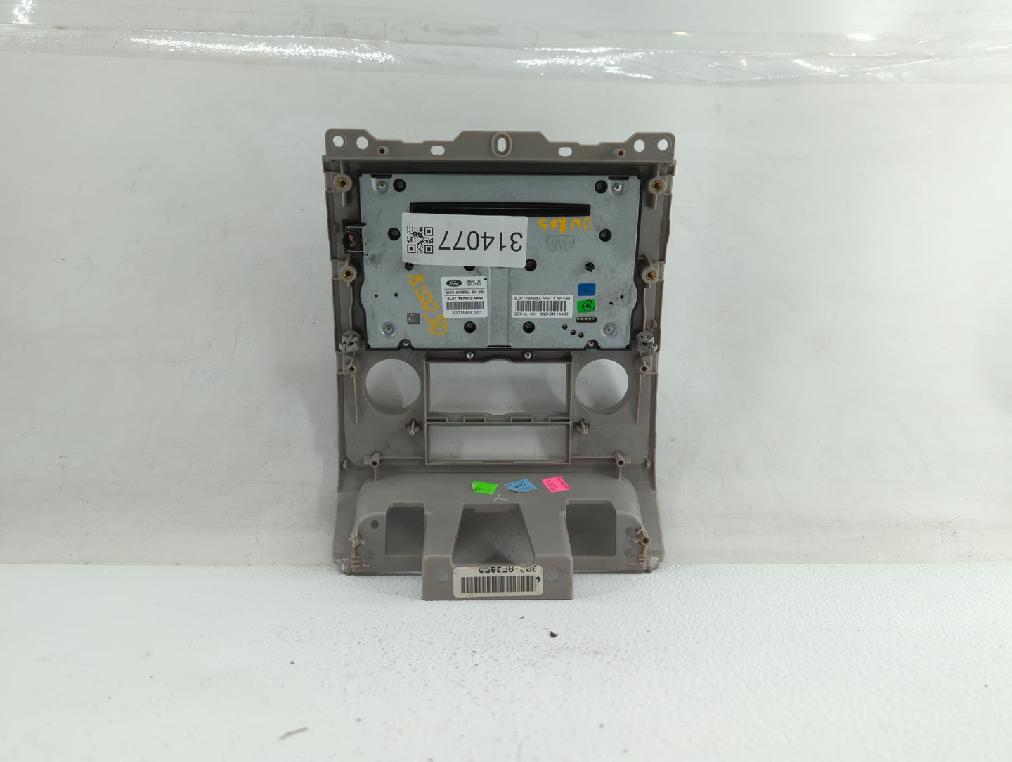 2008-2008 Ford Escape Radio Control Panel - Oemusedautoparts1.com