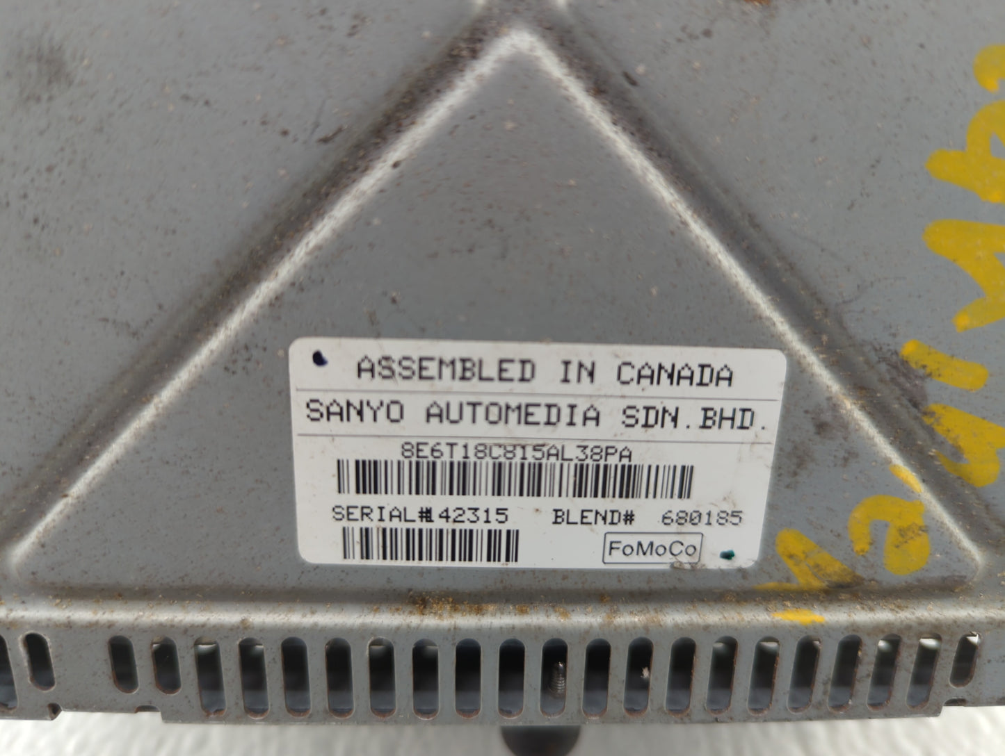 Ford Escape Radio Control Panel - Oemusedautoparts1.com