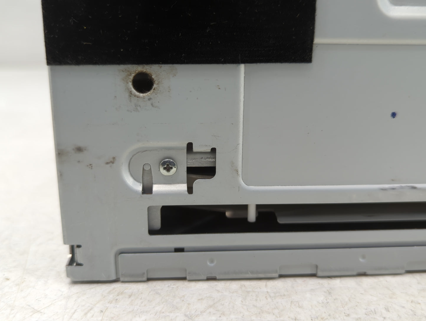 2008 Ford Escape Radio AM FM Cd Player Receiver Replacement P/N:8L8T-18C869-BP 8L8T-18C869-AR, 8L8T-19C109-AP, 8L8T-19C109-A