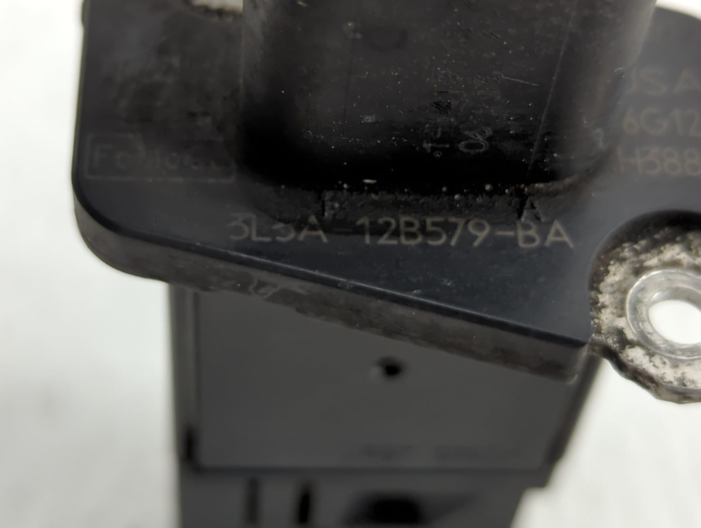 2005-2012 Ford Escape Mass Air Flow Meter Maf - Oemusedautoparts1.com