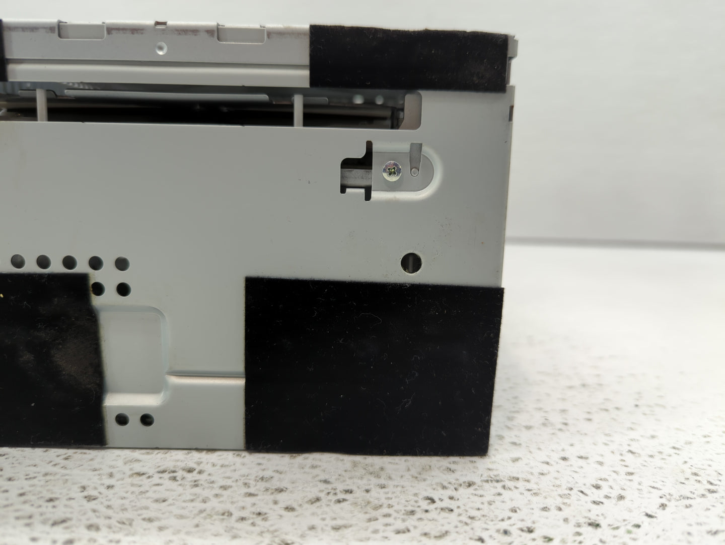 2008-2008 Ford Escape Am Fm Cd Player Radio Receiver - Oemusedautoparts1.com