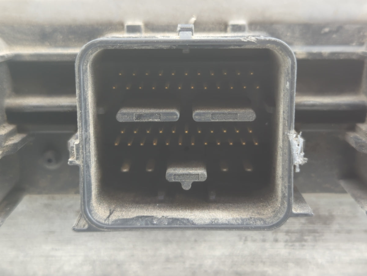 2008 Ford Escape PCM Engine Control Computer ECU ECM PCU OEM P/N:8M6A-12A650-BG 8M6A-12A650-BE, 8M6A-12A650-BD OEM Used Auto