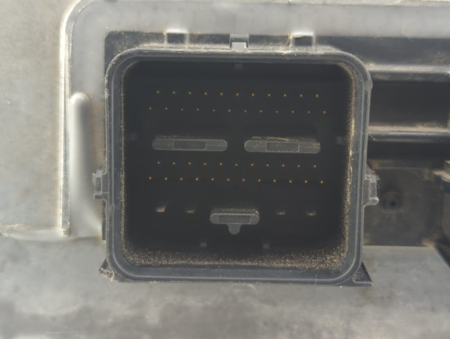 2008 Ford Escape PCM Engine Control Computer ECU ECM PCU OEM P/N:8M6A-12A650-BG 8M6A-12A650-BE, 8M6A-12A650-BD Fits OEM Used