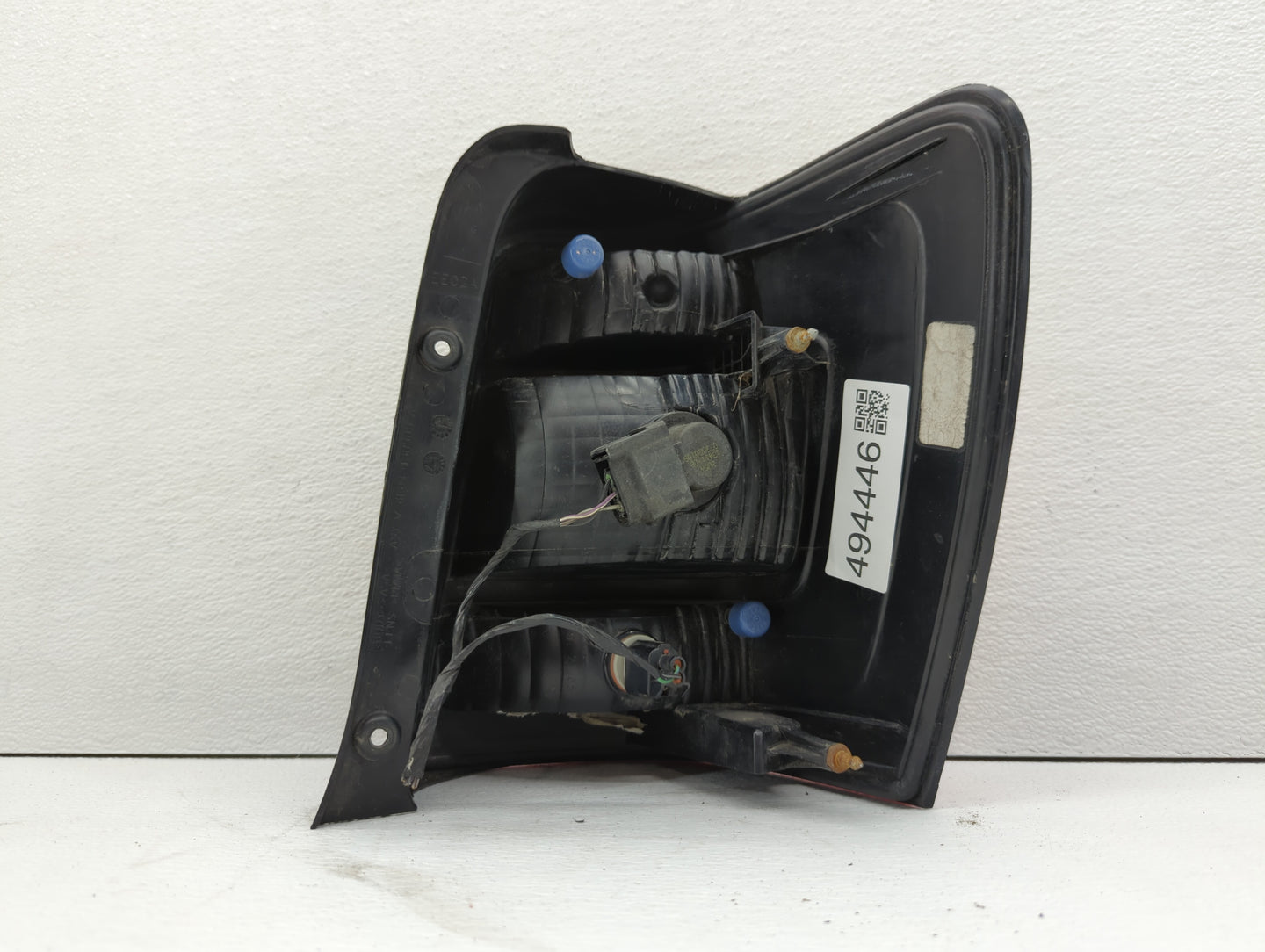 2008-2012 Ford Escape Tail Light Assembly Driver Left OEM P/N:8L84-13B505-A Fits Fits 2008 2009 2010 2011 2012 OEM Used Auto