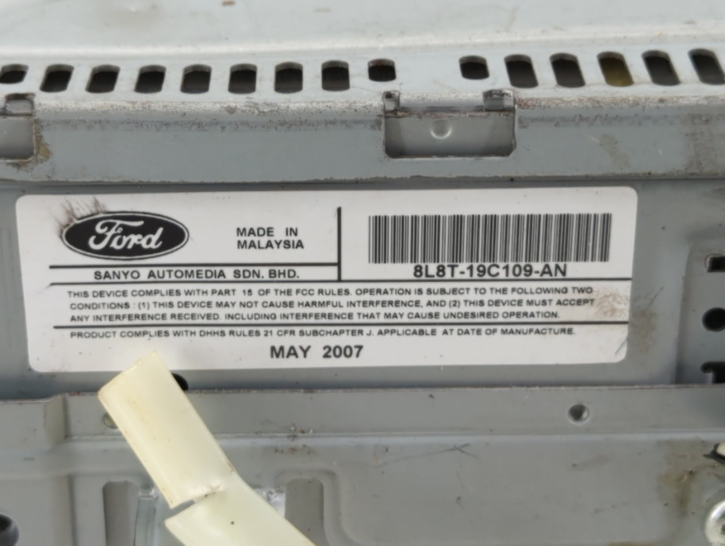 2008-2008 Ford Escape Am Fm Cd Player Radio Receiver - Oemusedautoparts1.com