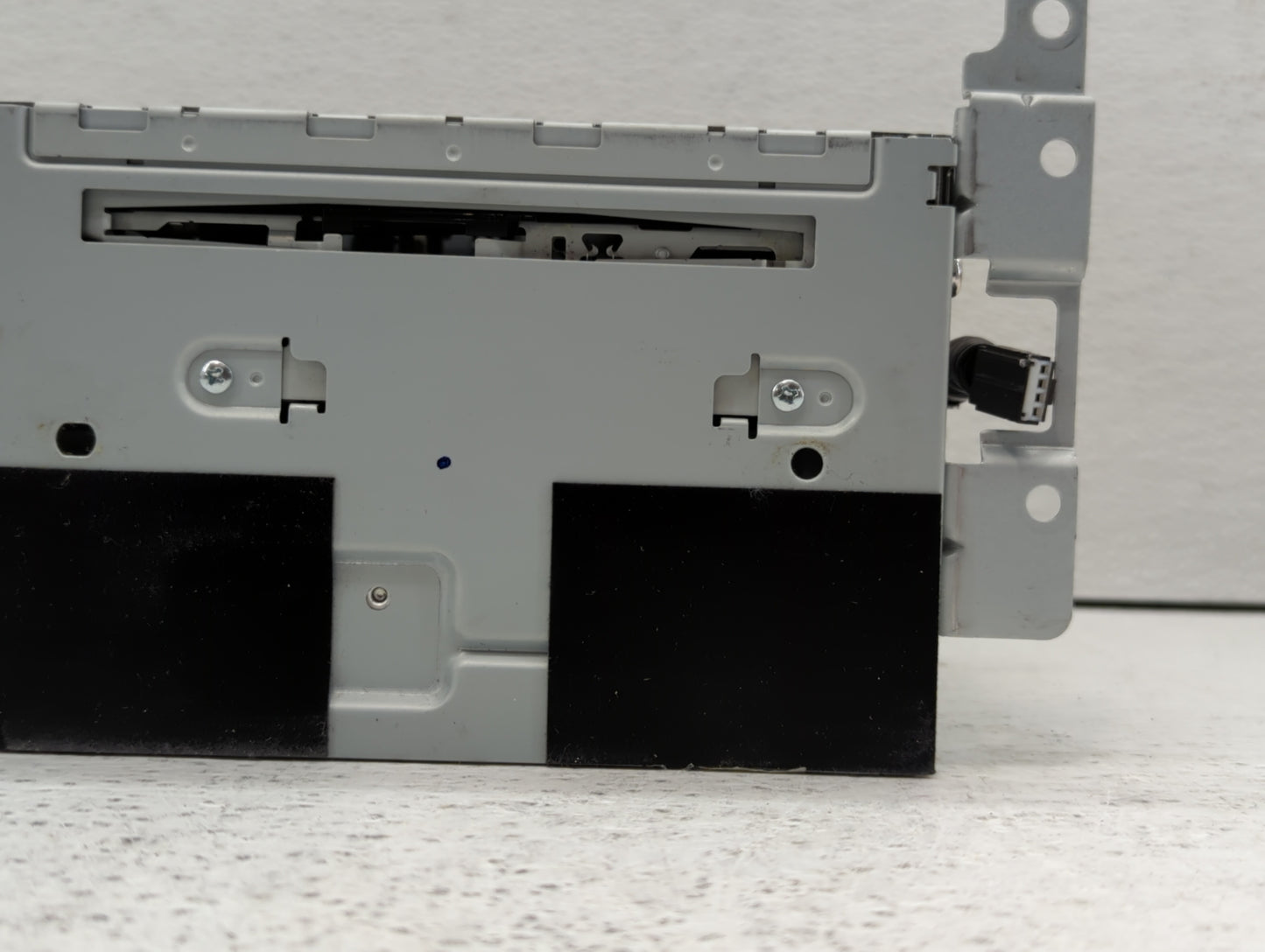 2008 Ford Escape Radio AM FM Cd Player Receiver Replacement P/N:8L8T18C815GY Fits OEM Used Auto Parts - Oemusedautoparts1.co