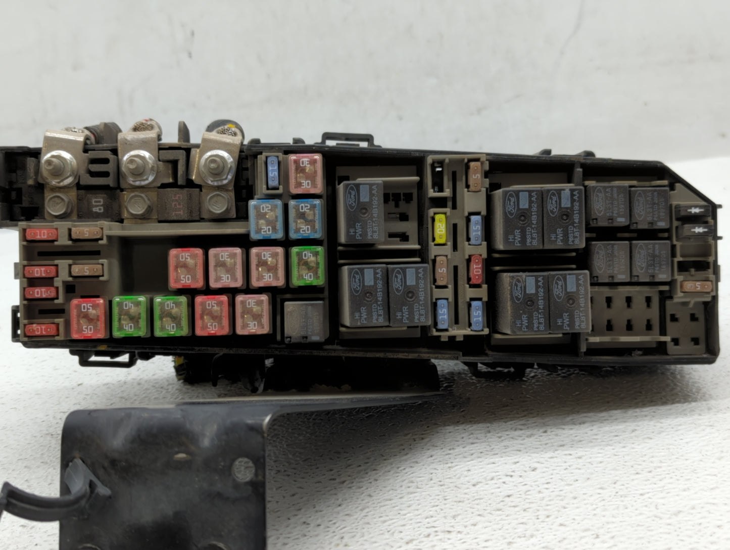2008 Ford Escape Fusebox Fuse Box Panel Relay Module Fits OEM Used Auto Parts - Oemusedautoparts1.com