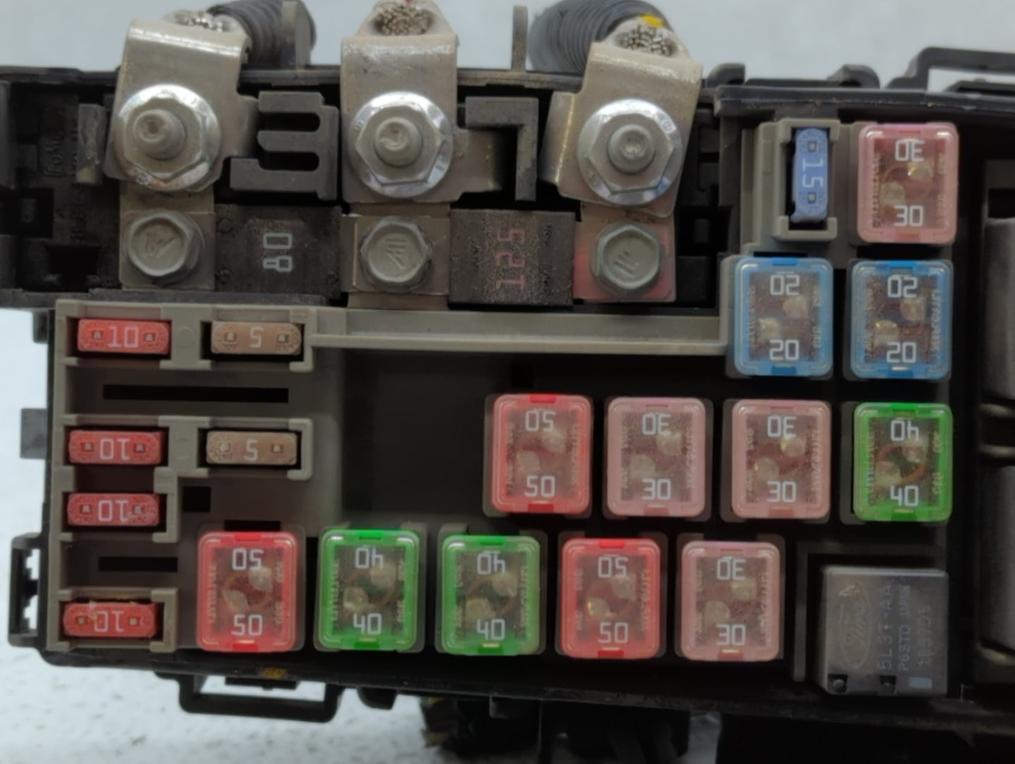 2008 Ford Escape Fusebox Fuse Box Panel Relay Module Fits OEM Used Auto Parts - Oemusedautoparts1.com
