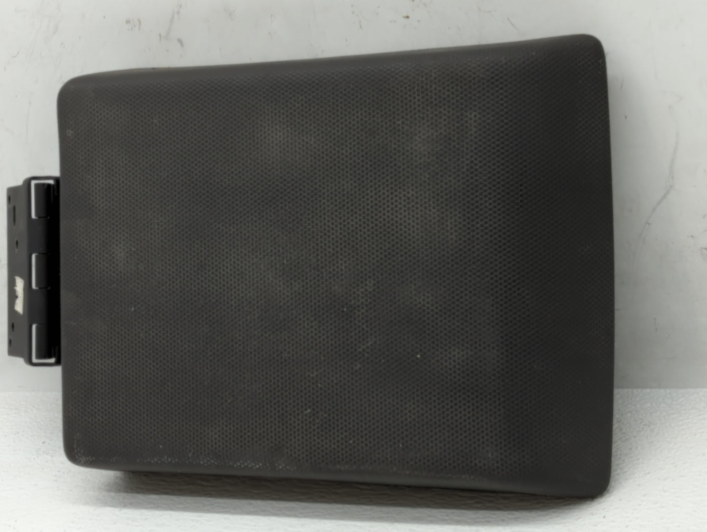 2008 Ford Escape Center Console Armrest Cover Lid - Oemusedautoparts1.com