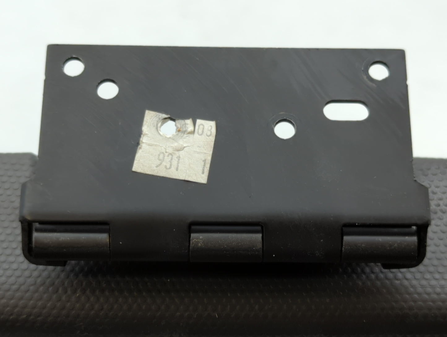 2008 Ford Escape Center Console Armrest Cover Lid - Oemusedautoparts1.com