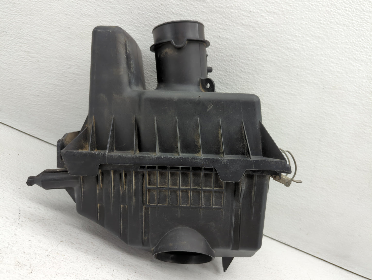 2008-2008 Ford Escape Air Cleaner Intake-duct Hose Tube - Oemusedautoparts1.com