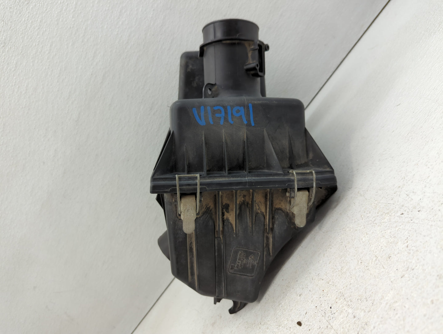 2008-2008 Ford Escape Air Cleaner Intake-duct Hose Tube - Oemusedautoparts1.com