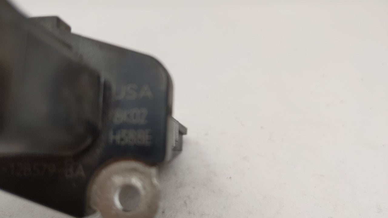 2005-2012 Ford Escape Mass Air Flow Meter Maf - Oemusedautoparts1.com
