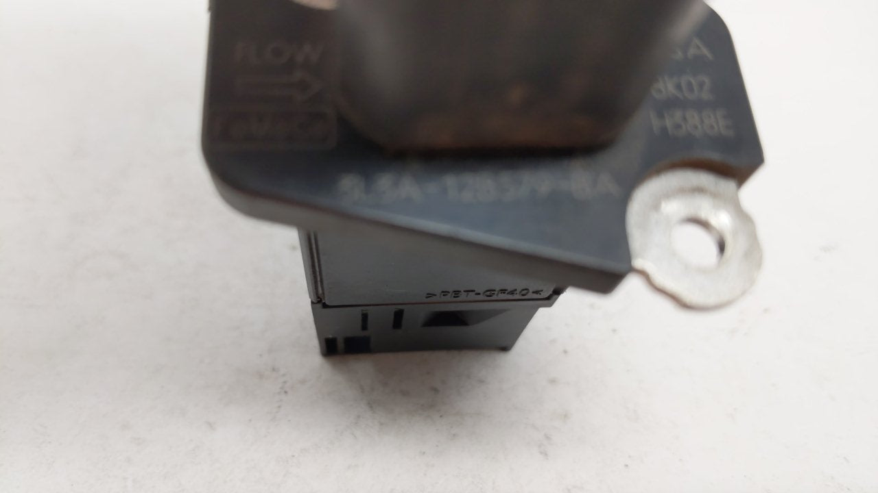 2005-2012 Ford Escape Mass Air Flow Meter Maf - Oemusedautoparts1.com