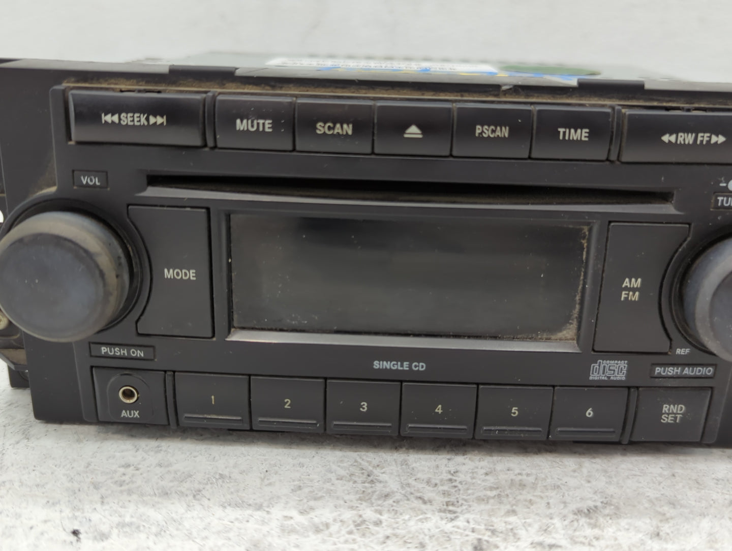 2008-2008 Ford Escape Am Fm Cd Player Radio Receiver - Oemusedautoparts1.com