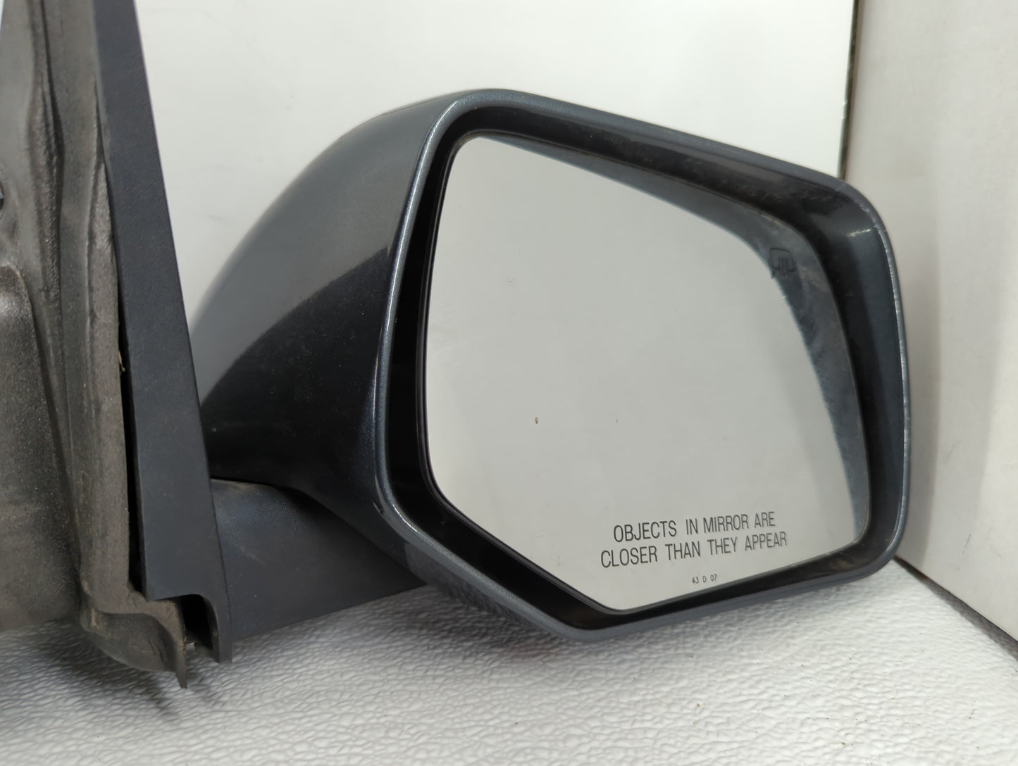 2008-2009 Ford Escape Passenger Side View Mirror - Right Door Mirror OEM Used - Oemusedautoparts1.com