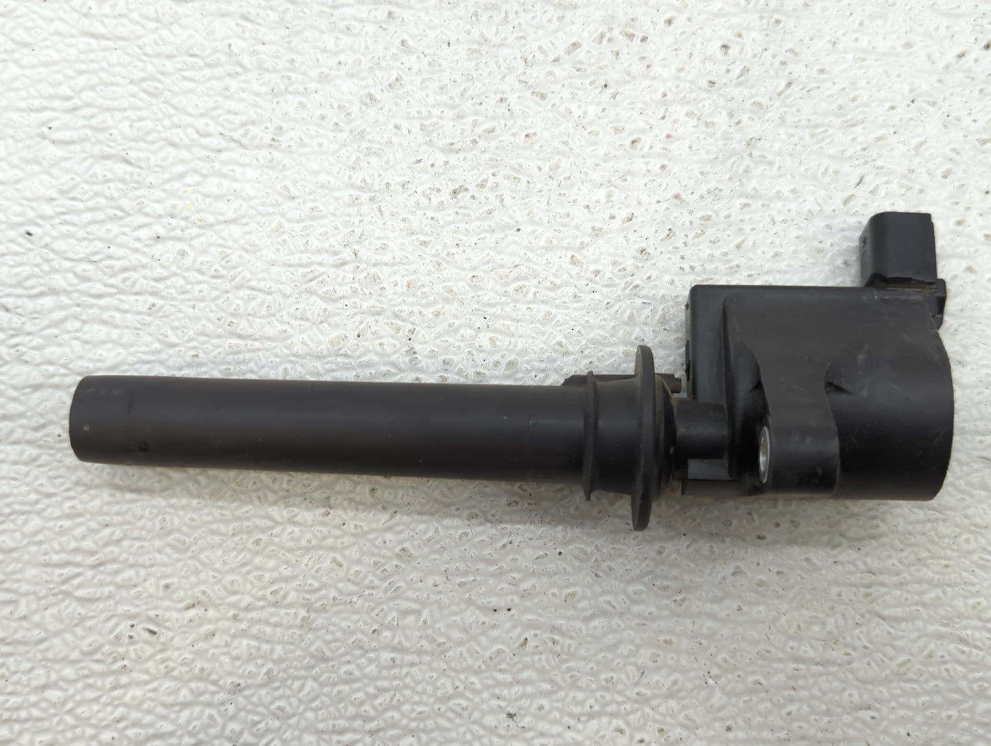 2008 Ford Escape Ignition Coil Igniter Pack - Oemusedautoparts1.com