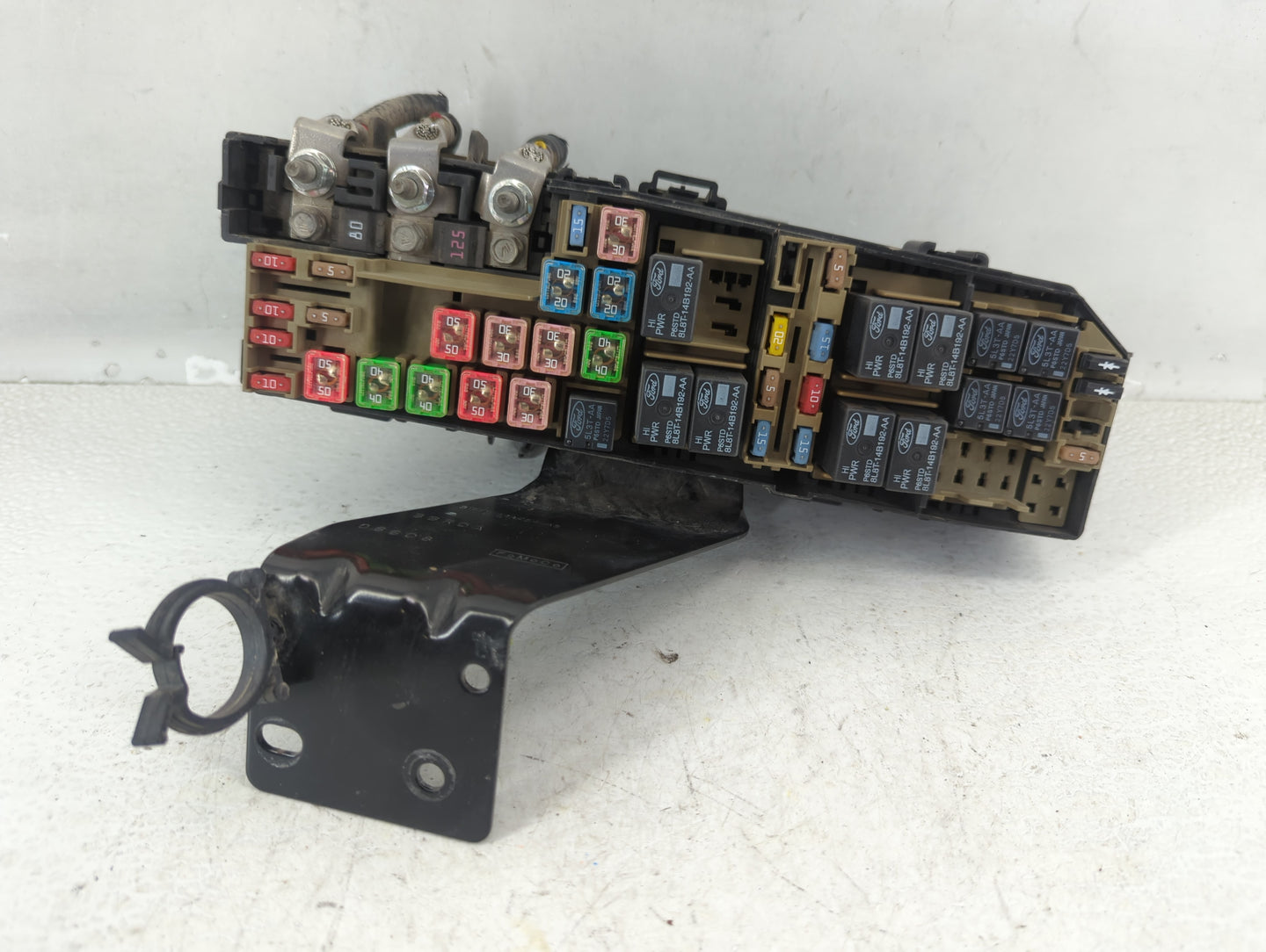 2008 Ford Escape Fusebox Fuse Box Panel Relay Module P/N:3B0790100 8L8T-14A003-AE Fits OEM Used Auto Parts - Oemusedautopart