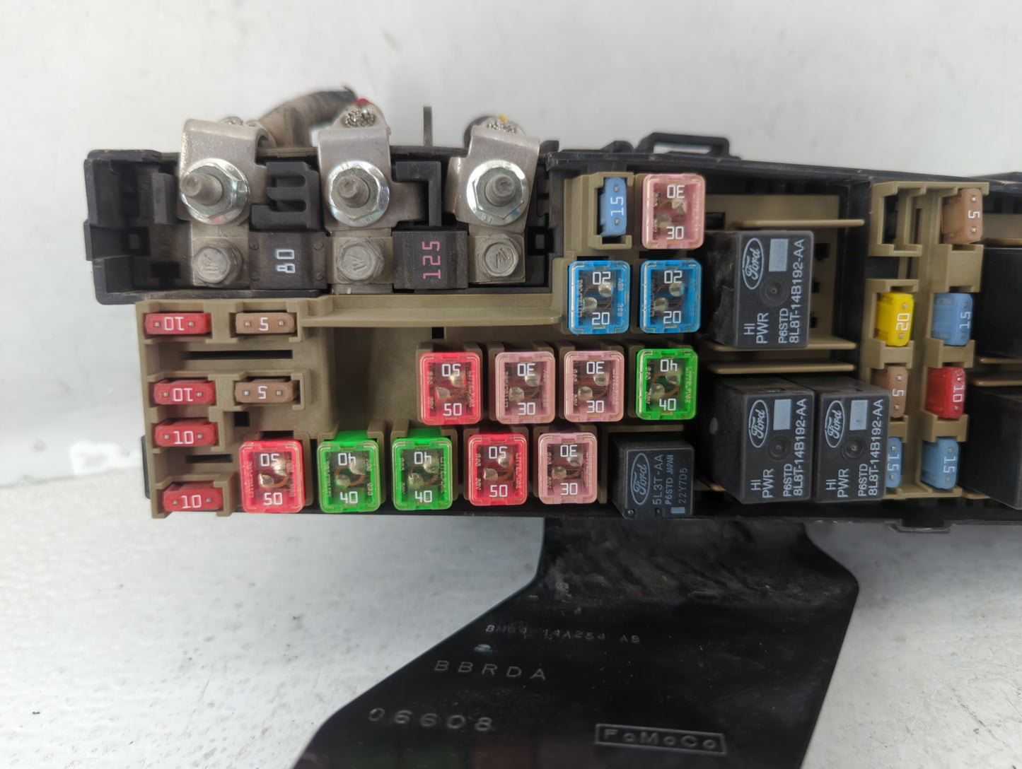 2008 Ford Escape Fusebox Fuse Box Panel Relay Module P/N:3B0790100 8L8T-14A003-AE Fits OEM Used Auto Parts - Oemusedautopart