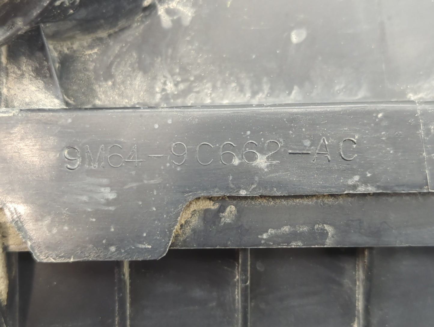 2008-2012 Ford Escape Air Cleaner Intake-duct Hose Tube - Oemusedautoparts1.com