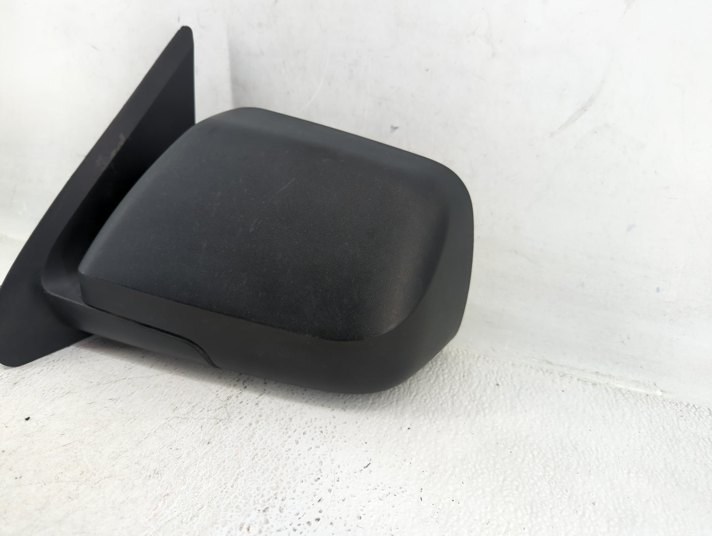 2008-2009 Ford Escape Driver Side View Mirror - Left Door Mirror OEM Used - Oemusedautoparts1.com
