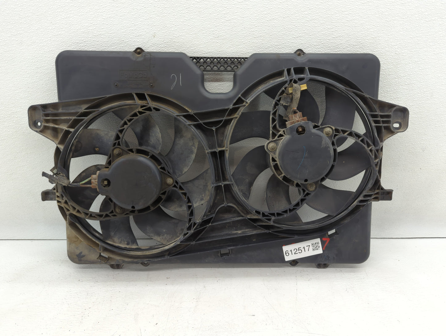 2008-2012 Ford Escape Left Radiator Fan Motor Assembly Black - Oemusedautoparts1.com