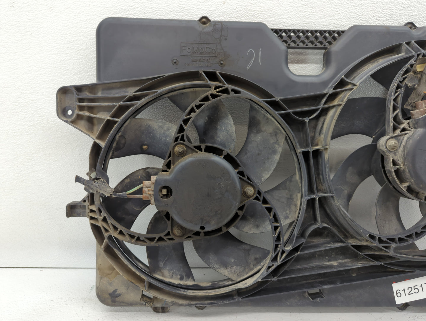 2008-2012 Ford Escape Left Radiator Fan Motor Assembly Black - Oemusedautoparts1.com