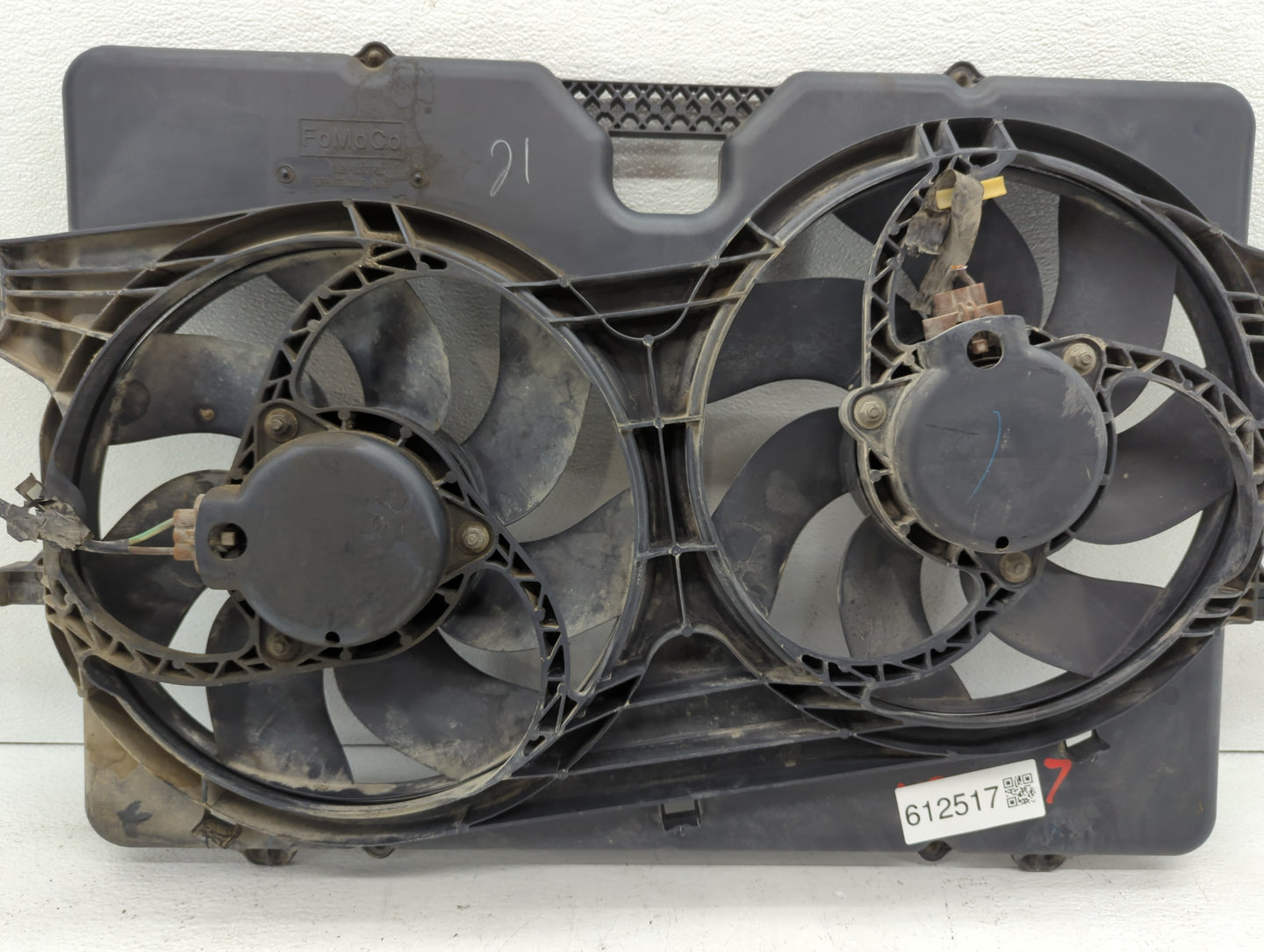 2008-2012 Ford Escape Left Radiator Fan Motor Assembly Black - Oemusedautoparts1.com