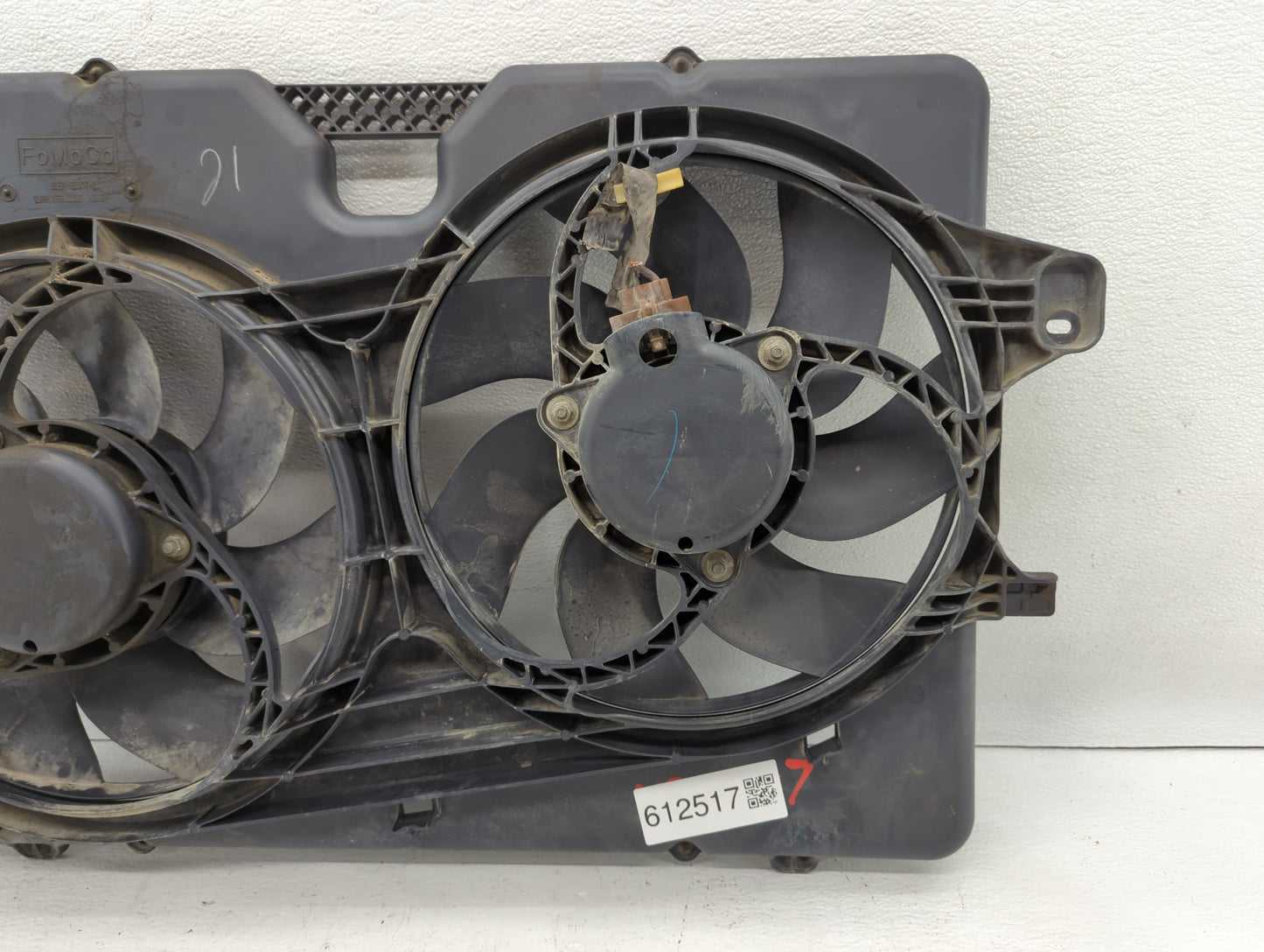 2008-2012 Ford Escape Left Radiator Fan Motor Assembly Black - Oemusedautoparts1.com