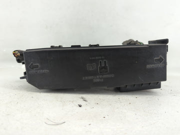 2008 Ford Escape Fusebox Fuse Box Panel Relay Module P/N:8L8T-14A003-AE Fits OEM Used Auto Parts - Oemusedautoparts1.com